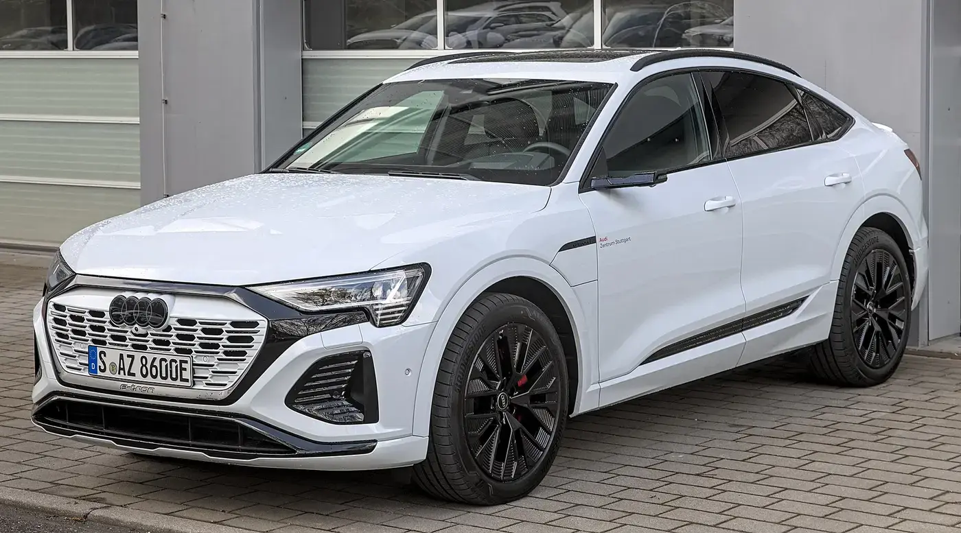 Audi Q8 e-tron, coche eléctrico, visto por fuera