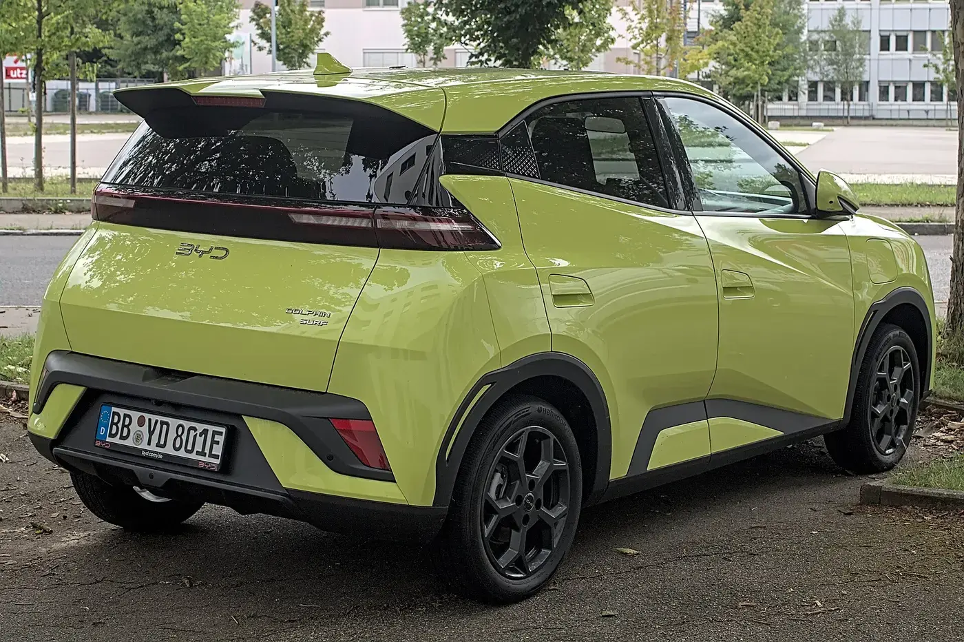 BYD Dolphin Surf, coche eléctrico, visto por fuera