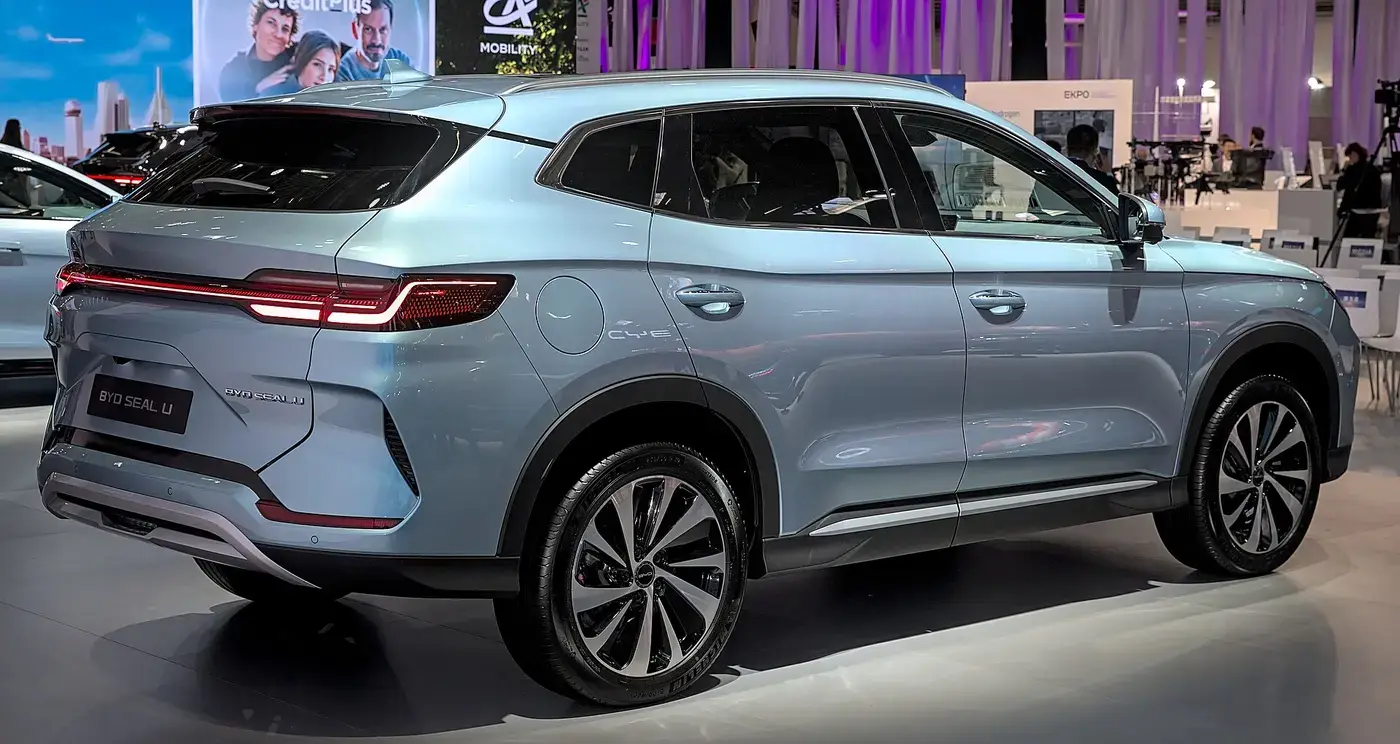 BYD Seal U, coche eléctrico, visto por fuera
