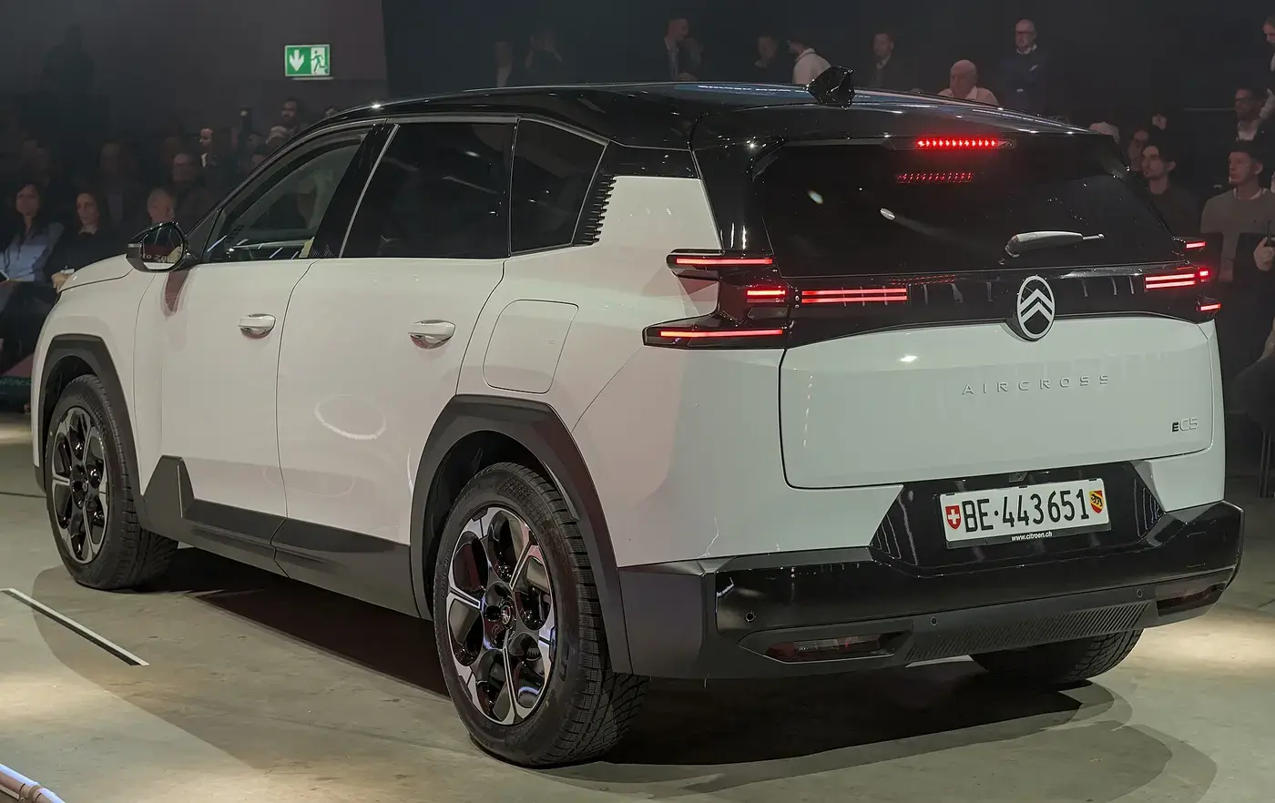 Citroën ë-C5 Aircross, coche eléctrico, visto por fuera