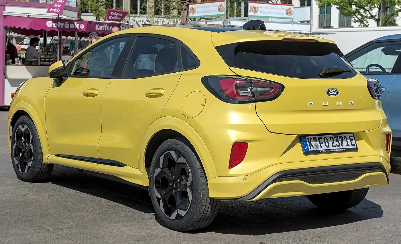 Ford Puma Gen-E, coche eléctrico, visto por fuera