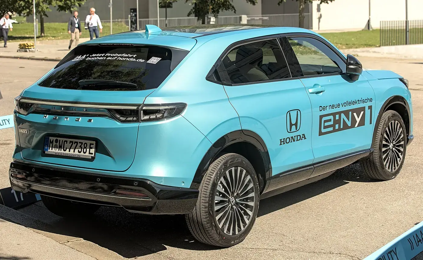 Honda e:Ny1, coche eléctrico, visto por fuera