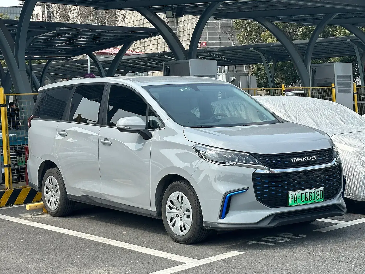 Maxus Euniq 5, coche eléctrico, visto por fuera