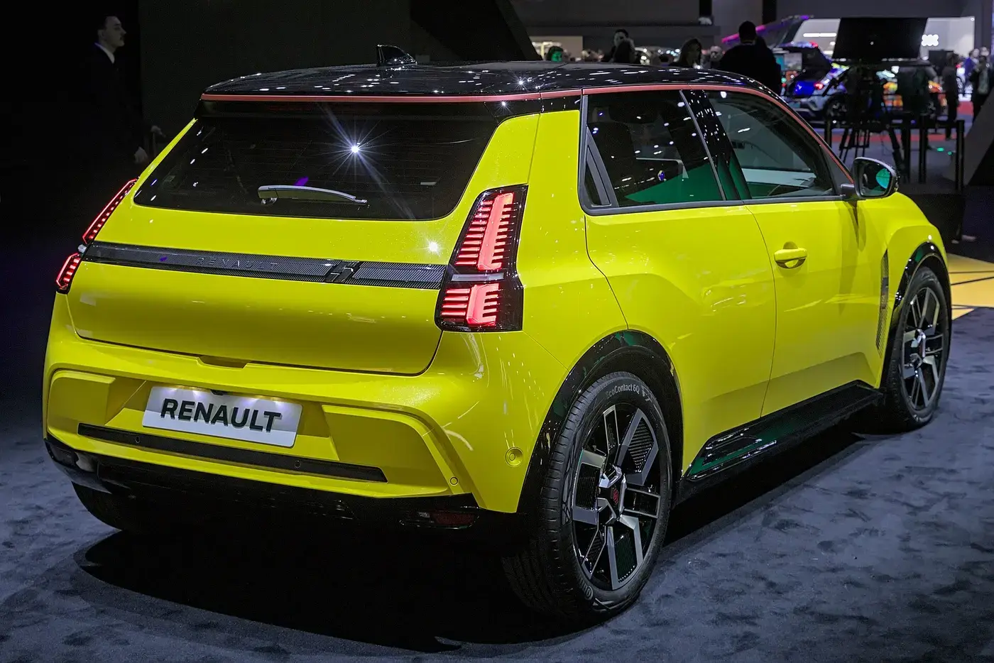 Renault 5 E-Tech, coche eléctrico, visto por fuera