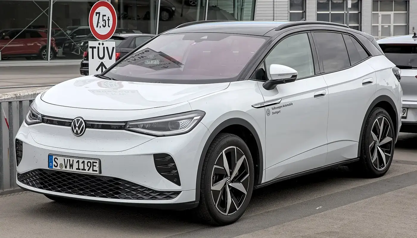 Volkswagen ID.4, auto eléctrico, visto por fuera