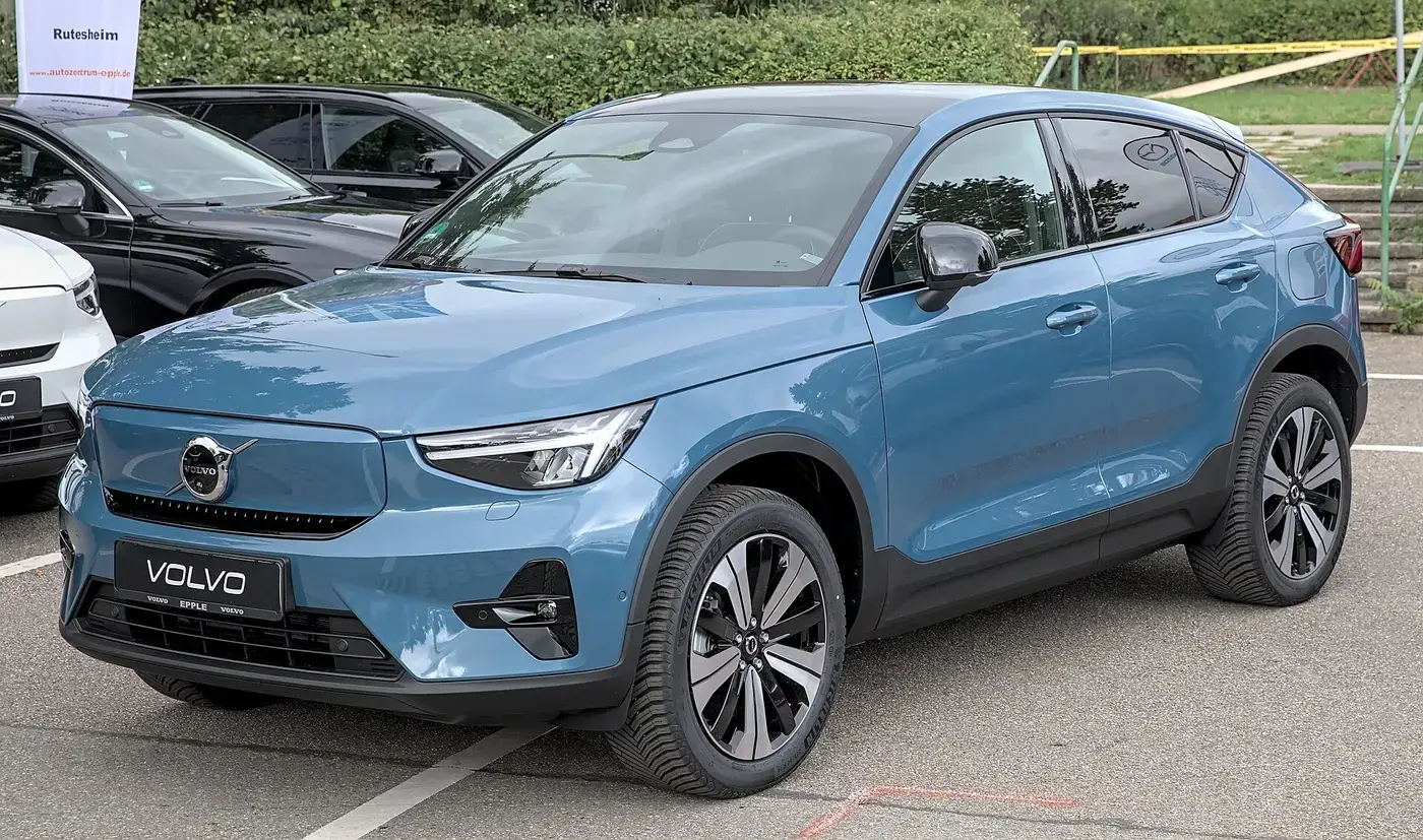 Volvo C40, auto eléctrico, visto por fuera