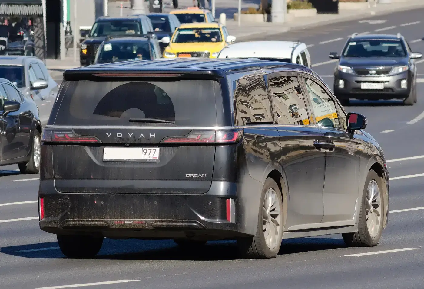 Voyah Dream, coche eléctrico, visto por fuera