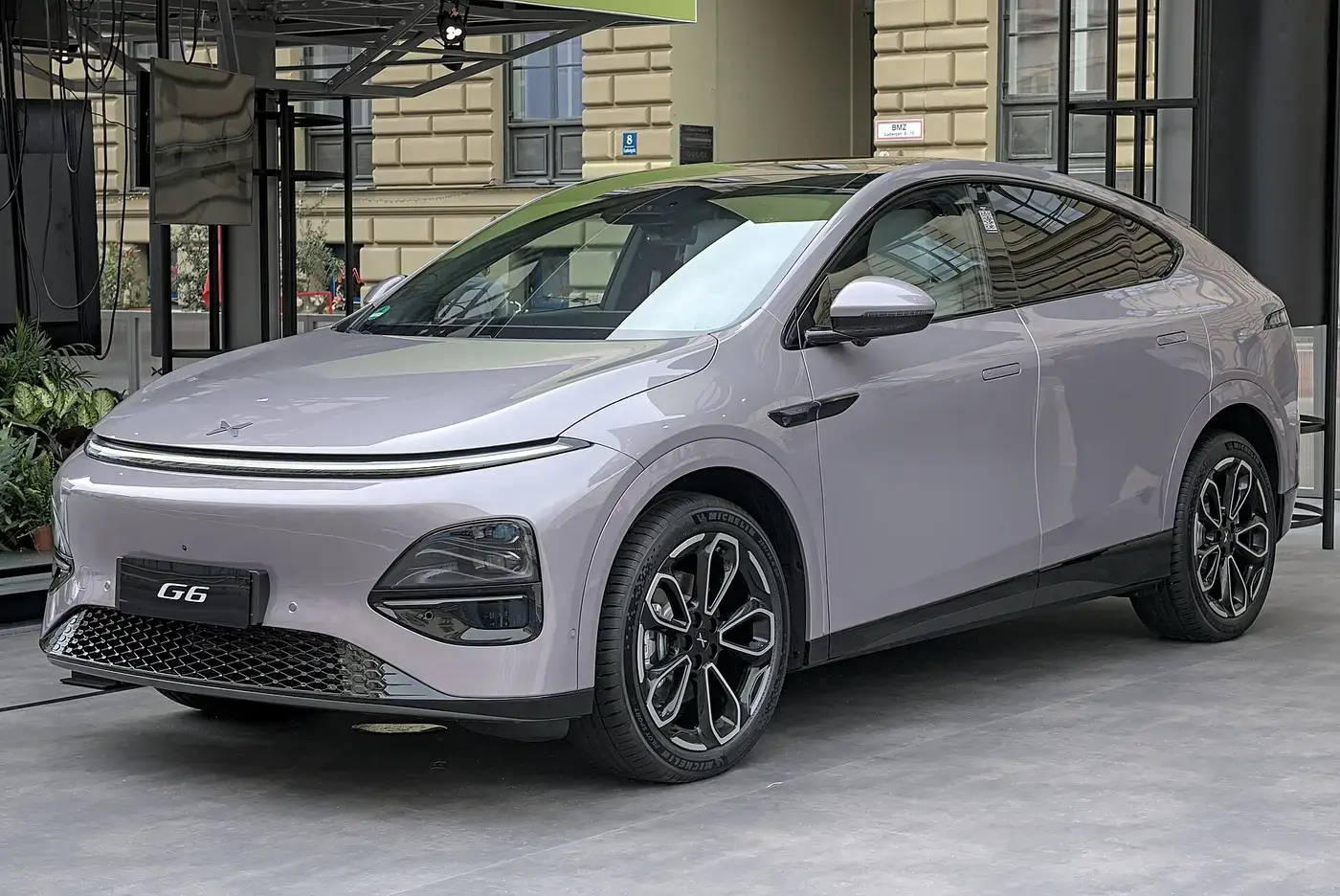 Xpeng G6, coche eléctrico, visto por fuera