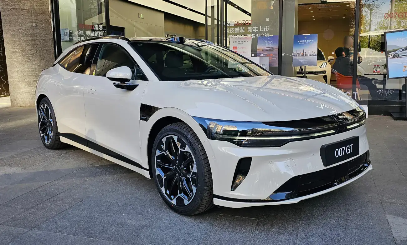 Zeekr 7GT, coche eléctrico, visto por fuera